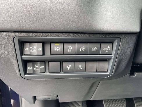New 2026 Toyota Tundra Platinum AWD/4WD image 30