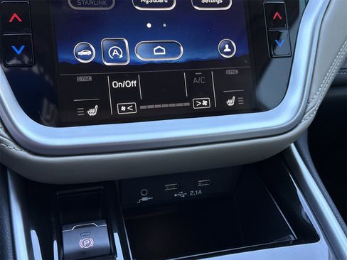 Used 2022 Subaru Outback Limited XT image 27