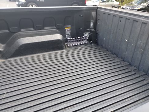 Used 2022 Chevrolet Silverado 1500 Custom Trail Boss image 18