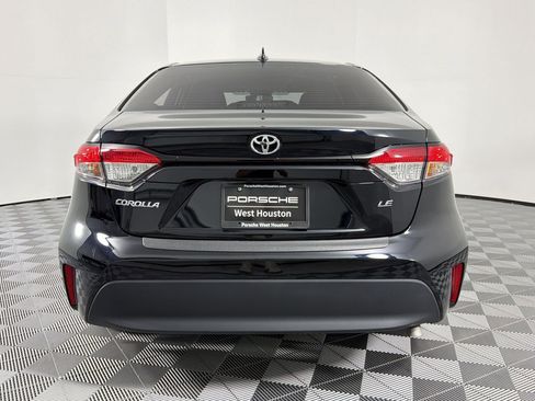 Used 2025 Toyota Corolla LE image 8