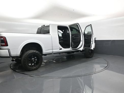 Used 2022 RAM 2500 Limited AWD/4WD image 48