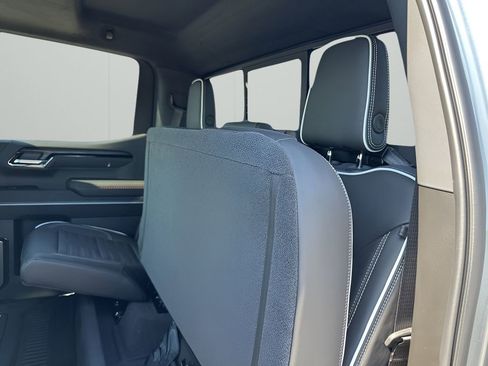 New 2026 GMC Sierra 1500 AT4X image 19