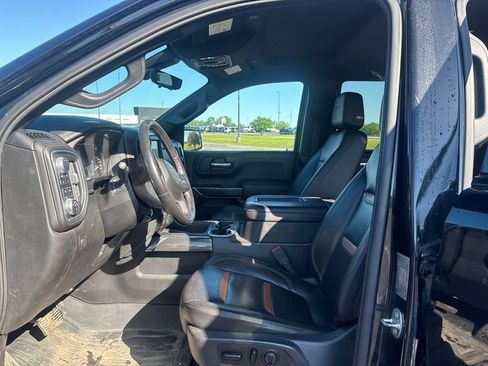 Used 2019 GMC Sierra 1500 AT4 w/ AT4 Premium Package AWD/4WD image 9