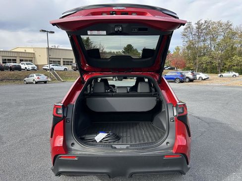 Used 2023 Subaru Solterra Touring image 5