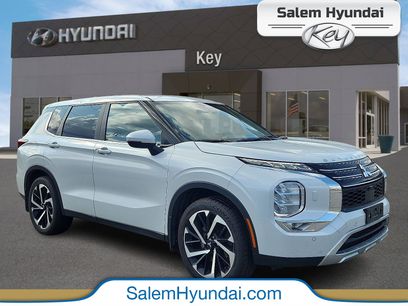 Used 2023 Mitsubishi Outlander SE