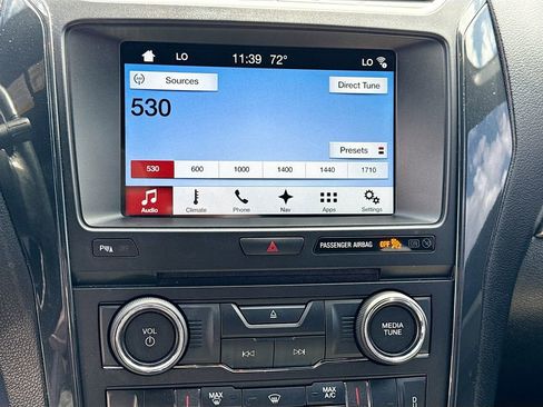 Used 2017 Ford Explorer XLT w/ Equipment Group 202A image 29