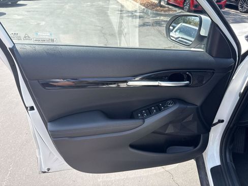 Used 2024 Kia Seltos S AWD/4WD image 7
