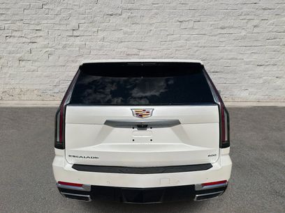 New 2025 Cadillac Escalade ESV Premium Luxury w/ LPO, Floor Liner Package