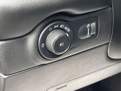 Used 2022 Dodge Durango R/T image 34