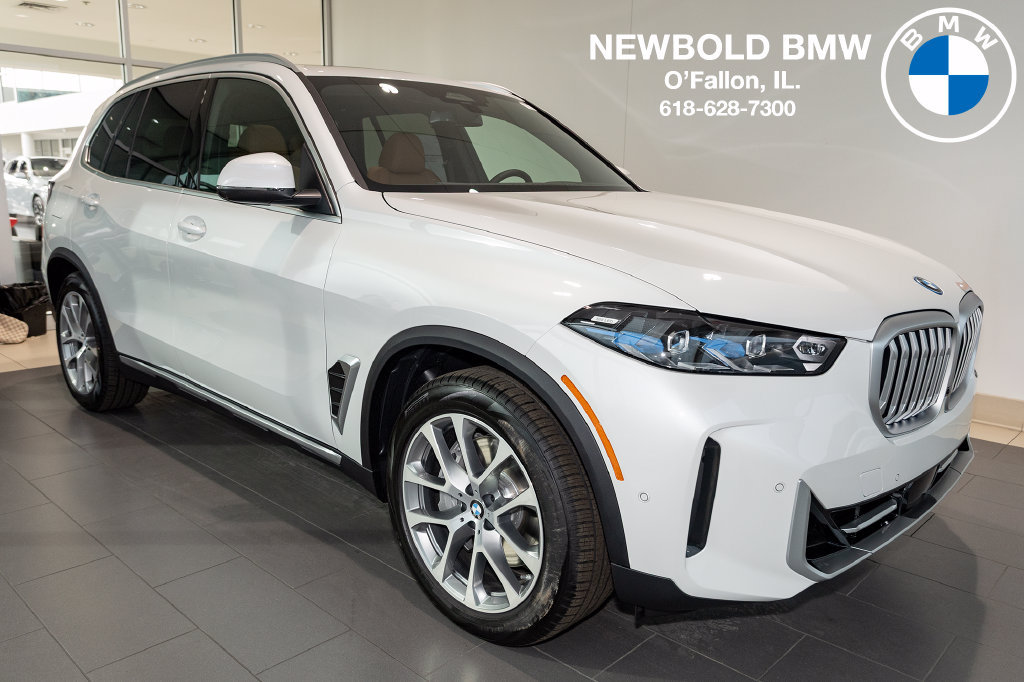 Used 2026 BMW X5 xDrive50e w/ Premium Package AWD/4WD image 1