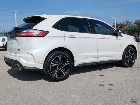 Used 2019 Ford Edge ST w/ Equipment Group 401A image 5