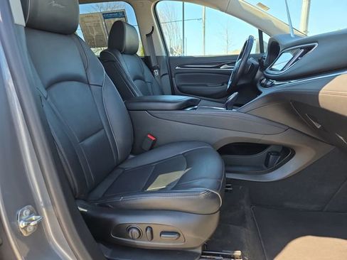 Used 2019 Buick Enclave Avenir w/ Avenir Technology Package image 18