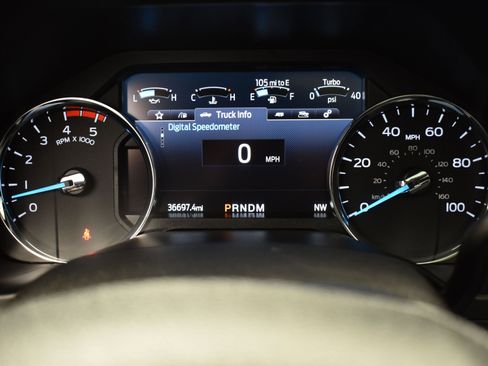 Used 2021 Ford F350 Lariat image 26