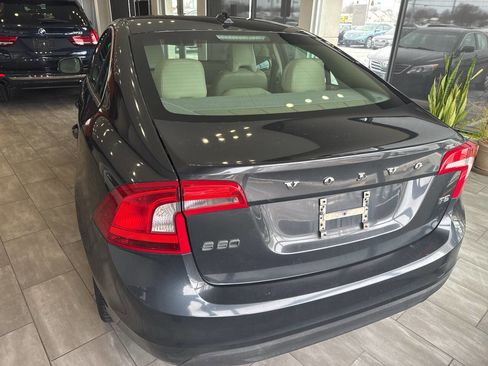 Used 2012 Volvo S60 T5 w/ Climate Pkg image 10