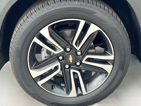 Used 2024 Chevrolet TrailBlazer LT FWD image 28