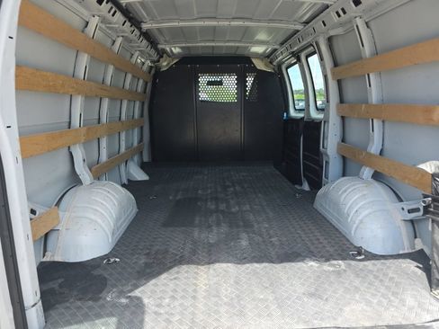 Used 2025 Chevrolet Express 2500 w/ Driver Convenience Package RWD image 20