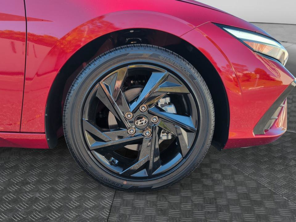 Certified 2026 Hyundai Elantra SEL Sport Premium FWD image 25