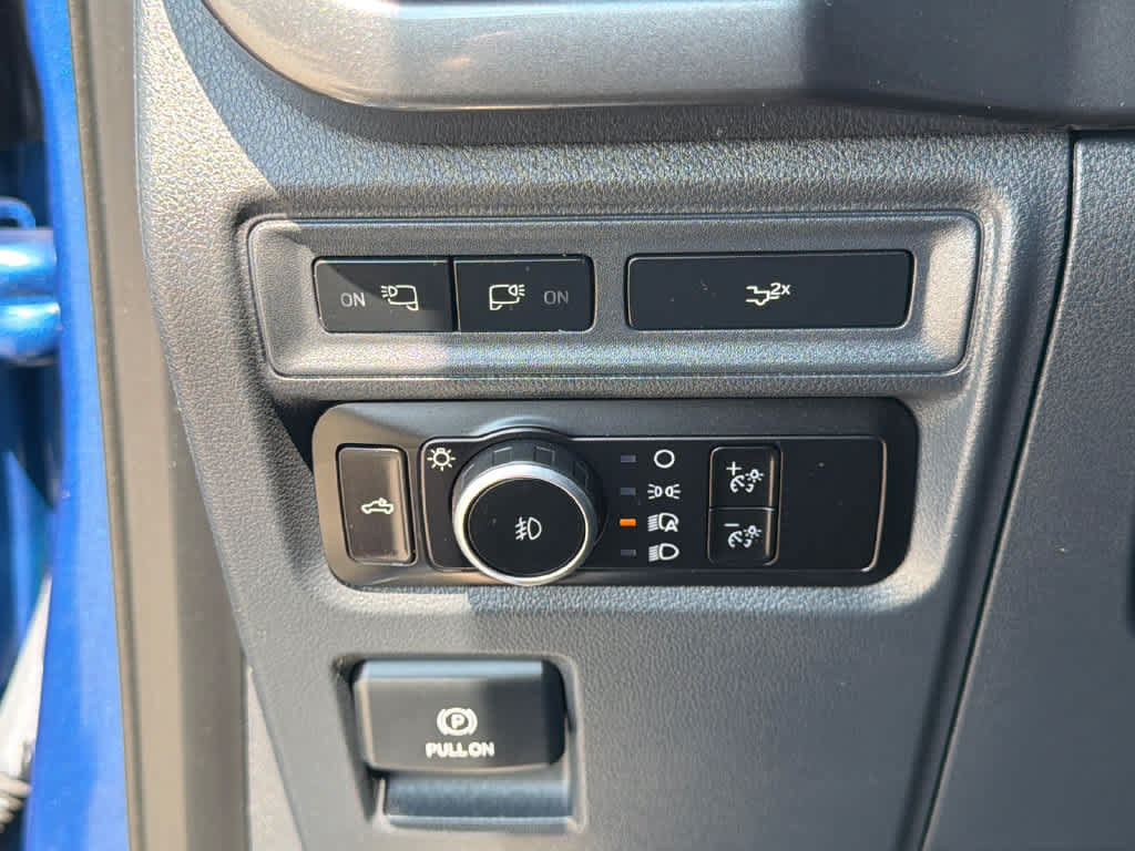 Used 2023 Ford F150 XLT w/ Equipment Group 302A High AWD/4WD image 31