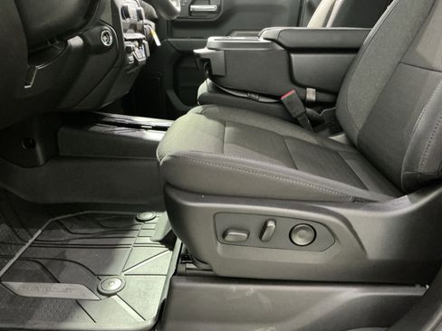 New 2026 Chevrolet Silverado 1500 Custom image 22
