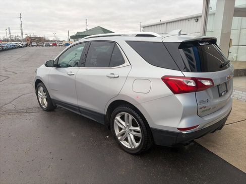 Used 2018 Chevrolet Equinox Premier image 9