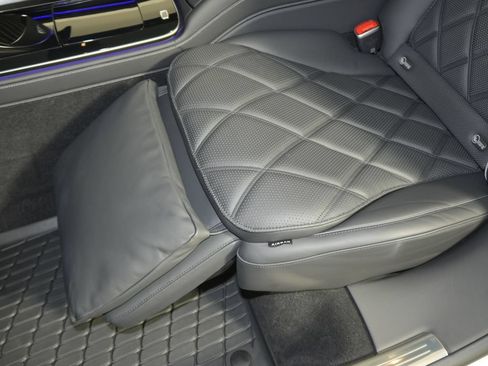 Certified 2023 Mercedes-Benz Maybach S 680 4MATIC image 38