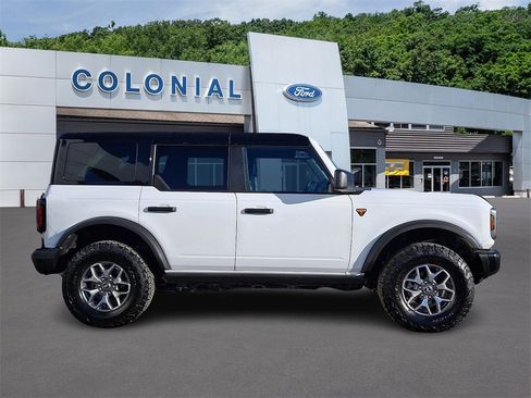 Certified 2025 Ford Bronco Badlands image 7