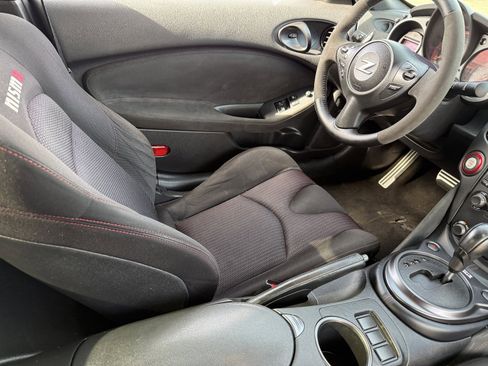 Used 2017 Nissan 370Z NISMO image 14