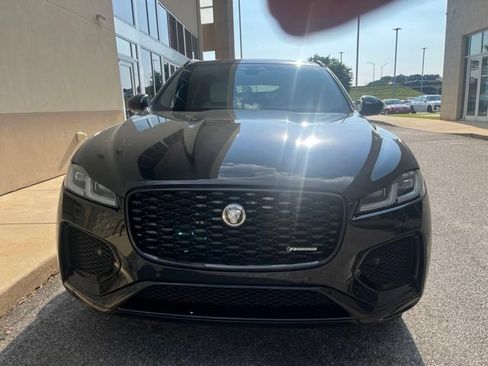 Used 2025 Jaguar F-PACE R-Dynamic S AWD/4WD image 2