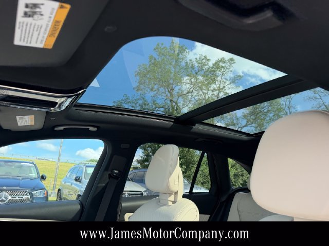 Certified 2026 Mercedes-Benz GLC 300 4MATIC image 19