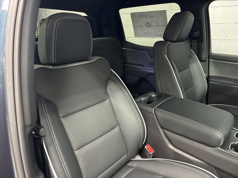 New 2026 GMC Sierra EV Elevation image 11