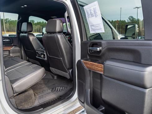 Used 2020 Chevrolet Silverado 3500 High Country w/ LPO, Dark Essentials Package image 13