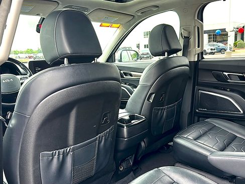 Used 2022 Kia Telluride SX w/ SX Prestige Package AWD/4WD image 18