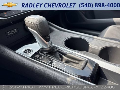 Used 2025 Nissan Altima 2.5 SV FWD image 11