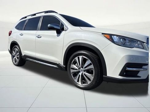 Used 2022 Subaru Ascent Touring image 10