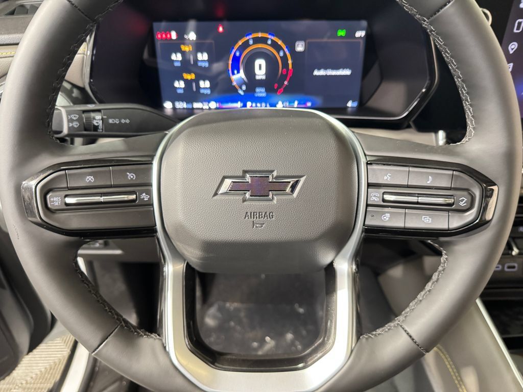New 2026 Chevrolet Colorado ZR2 w/ Technology Package AWD/4WD image 17