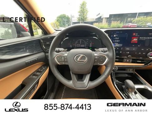 Used 2025 Lexus NX 350h AWD w/ Premium Package image 15
