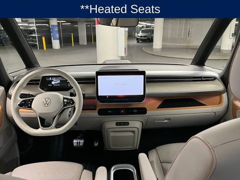 Used 2025 Volkswagen ID. Buzz 1st Edition image 7