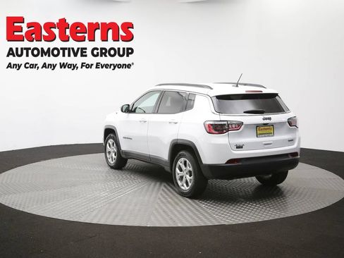 Used 2024 Jeep Compass Latitude AWD/4WD image 64