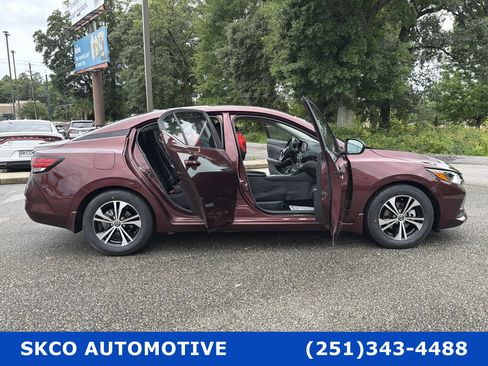Used 2021 Nissan Sentra SV FWD image 34