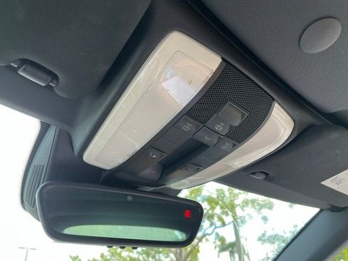 Used 2013 Mercedes-Benz E 350 E 350 image 9