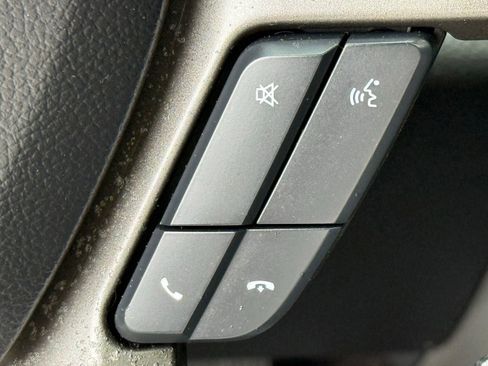 Used 2020 Ford Expedition XLT w/ Equipment Group 202A AWD/4WD image 47