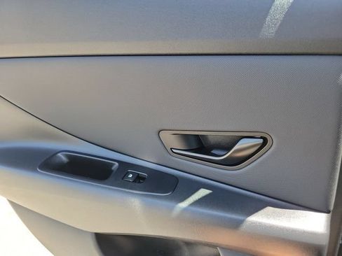 New 2026 Hyundai Elantra Sport FWD image 21
