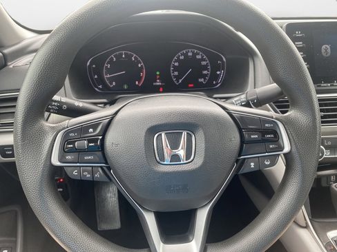Used 2019 Honda Accord LX image 12