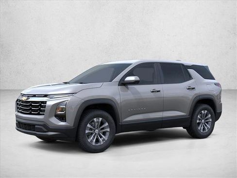 New 2026 Chevrolet Equinox LT FWD image 3