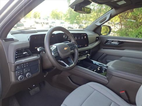 Certified 2026 Chevrolet Tahoe LS AWD/4WD image 13