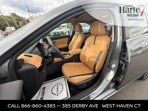 Certified 2021 Nissan Sentra SV w/ SV Premium Package FWD image 19