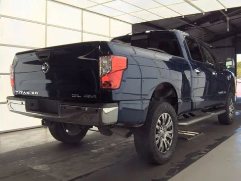 Used 2016 Nissan Titan SL AWD/4WD image 3