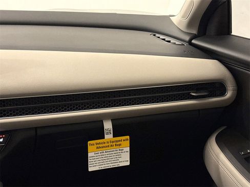 New 2026 Honda HR-V EX-L image 17