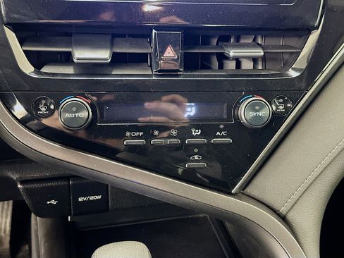 Used 2024 Toyota Camry LE FWD image 24