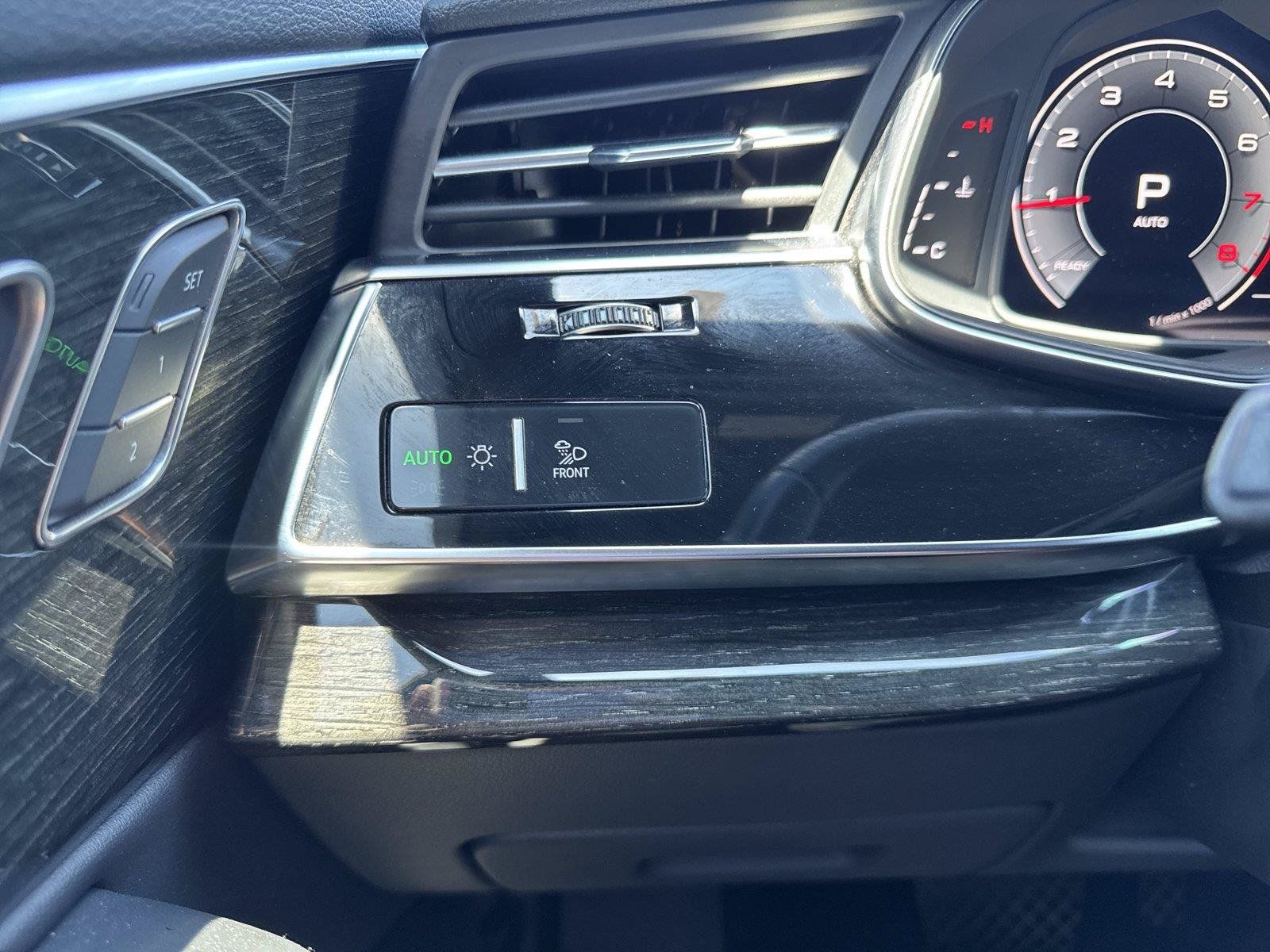 Used 2021 Audi Q7 3.0T Prestige AWD/4WD image 16